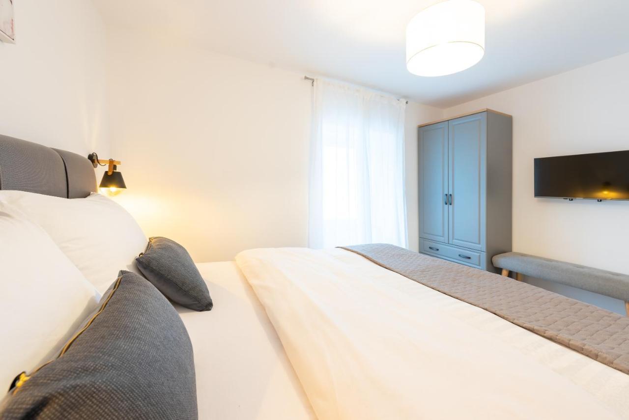 Apartment Olive Kaštela Εξωτερικό φωτογραφία