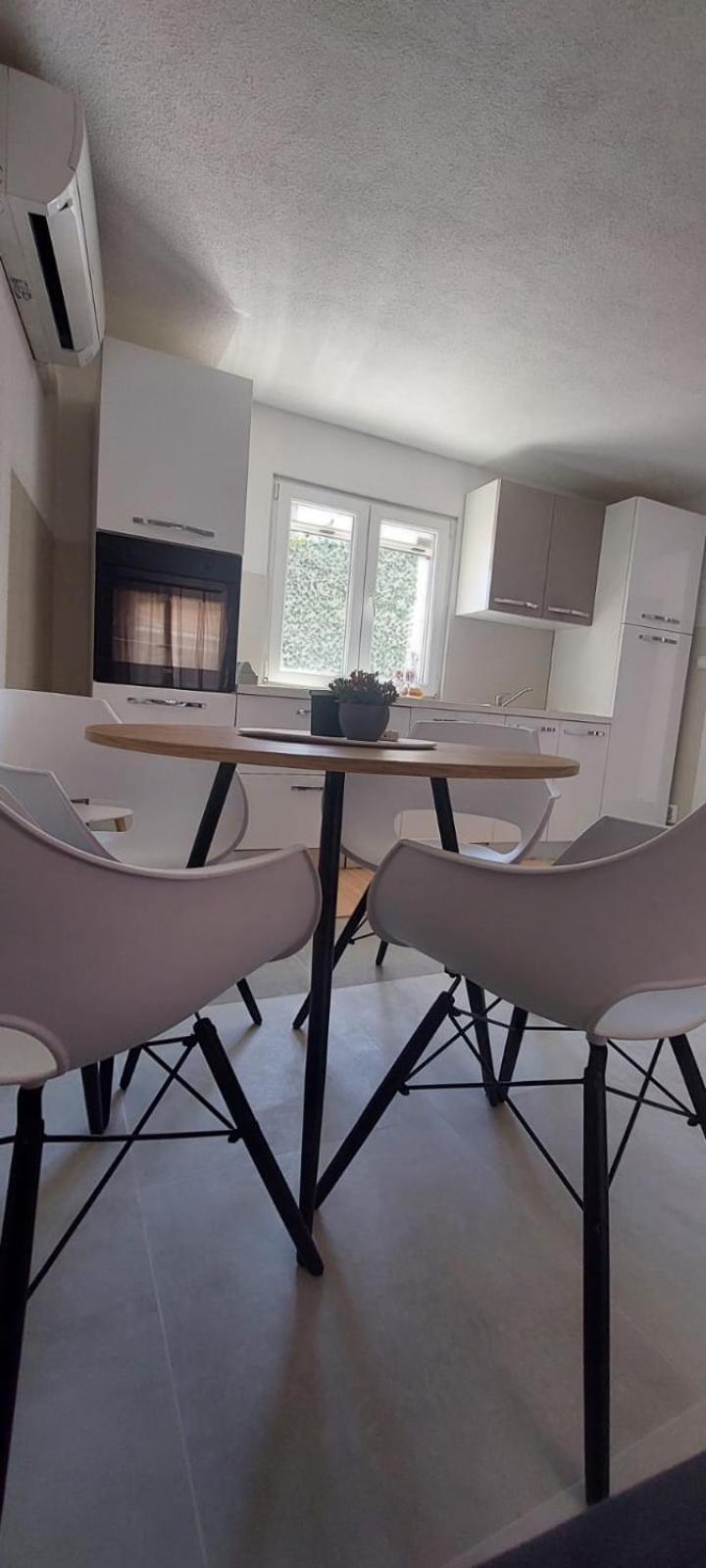 Apartment Olive Kaštela Εξωτερικό φωτογραφία