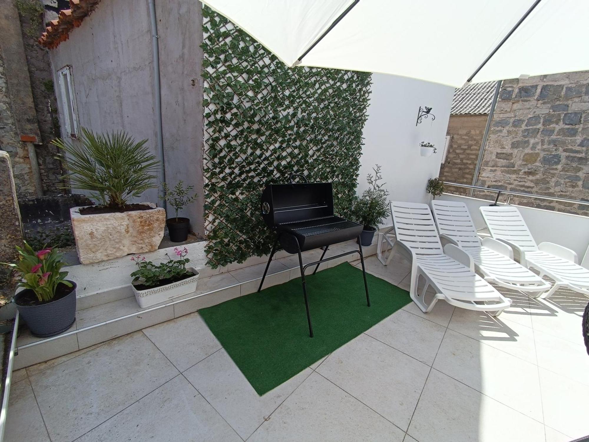 Apartment Olive Kaštela Εξωτερικό φωτογραφία
