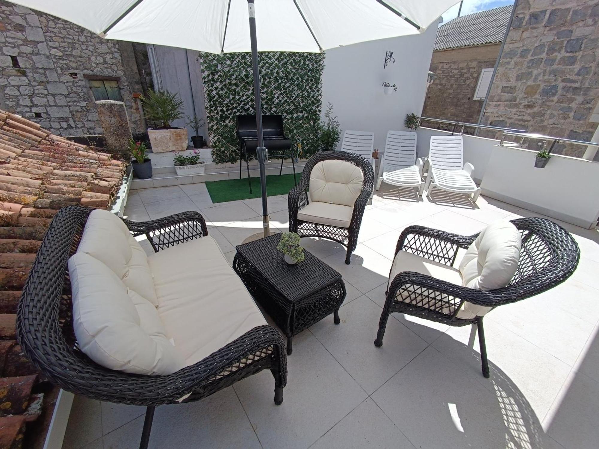 Apartment Olive Kaštela Εξωτερικό φωτογραφία